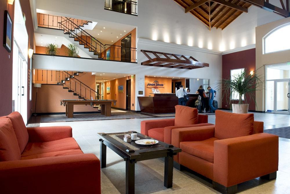 Howard Johnson Pilar Resort Spa & Convention Center Luaran gambar
